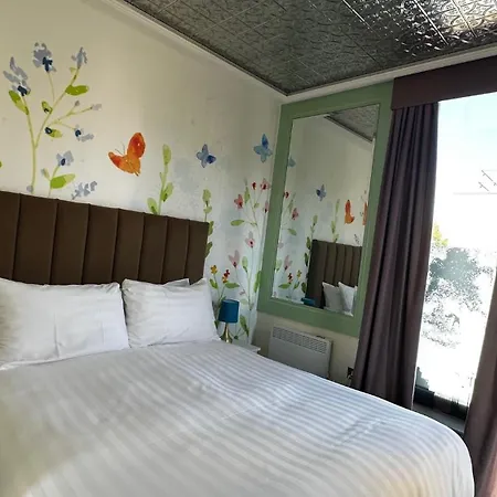 The Duchess Belle Hotel-3
